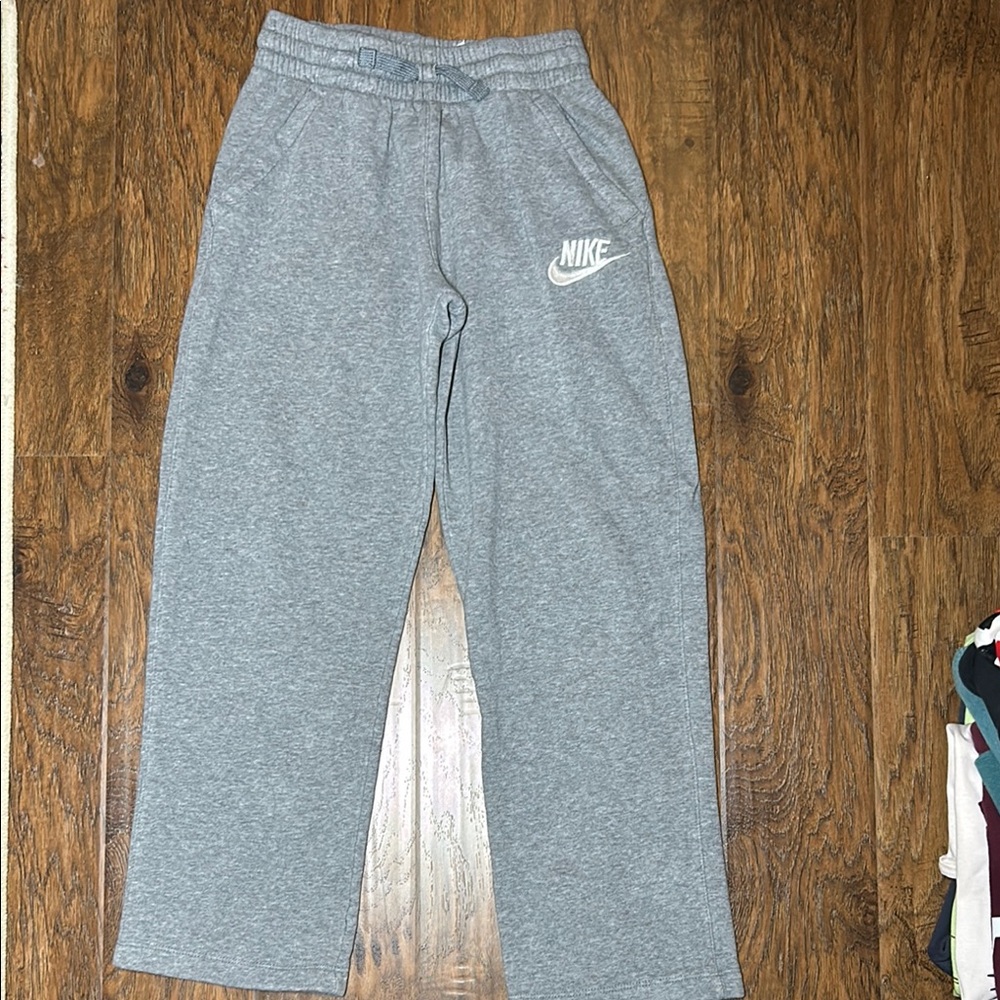 Nike Kids L Gray Straight Leg Sweatpants
